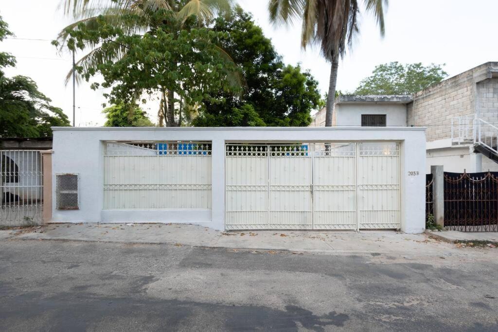 فيلا La Sultana: Amazing New House With Pool And Bikes Included. فالادوليد المظهر الخارجي الصورة